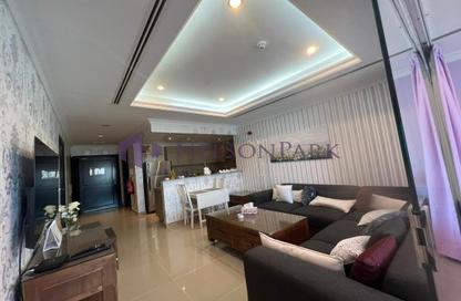 Apartment - 1 Bedroom - 2 Bathrooms for rent in East Porto Drive - Porto Arabia - The Pearl Island - Doha