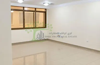Apartment - 2 Bedrooms - 3 Bathrooms for rent in Al Sadd Road - Al Sadd - Doha Apartment - 2 Bedrooms - 3 Bathrooms for rent in Al Sadd Road - Al Sadd - Doha