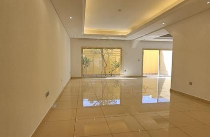 Villa - 5 - 5 for rent in Al Messila - Al Messila - Doha