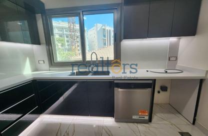 Apartment - 2 Bedrooms - 2 Bathrooms for rent in Giardino Village - The Pearl Island - Doha