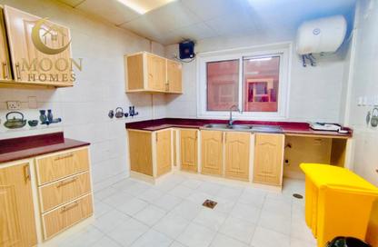 Apartment - 2 Bedrooms - 2 Bathrooms for rent in Al Mansoura - Al Mansoura - Doha