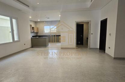 Compound - 7 Bedrooms - 7+ Bathrooms for rent in Al Kheesa - Al Kheesa - Umm Salal Mohammed