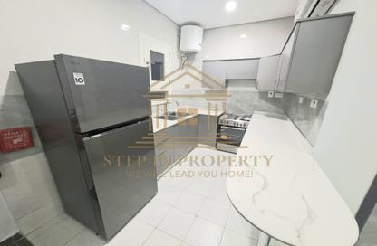 Apartment - 3 Bedrooms - 3 Bathrooms for rent in Al Nasr Street - Al Nasr - Doha
