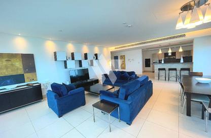 Apartment - 3 Bedrooms - 3 Bathrooms for rent in West Bay Tower - West Bay - West Bay - Doha