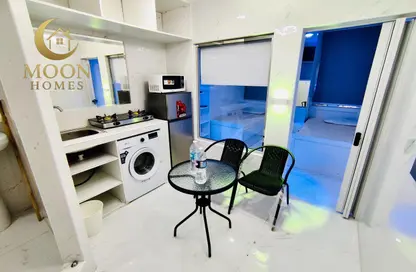 Apartment - Studio - 1 Bathroom for rent in Umm Ghuwailina 4 - Umm Ghuwailina - Doha