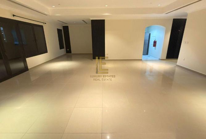 57579599 - Property Image 3