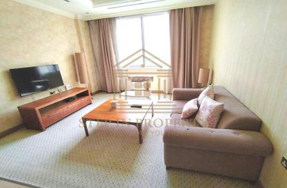Apartment - 1 Bedroom - 2 Bathrooms for rent in Al Sadd Road - Al Sadd - Doha