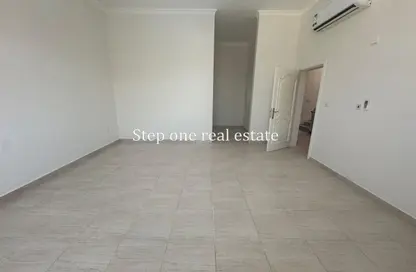 Villa - 5 Bedrooms - 7 Bathrooms for rent in Street 871 - Al Duhail South - Al Duhail - Doha Villa - 5 Bedrooms - 7 Bathrooms for rent in Street 871 - Al Duhail South - Al Duhail - Doha