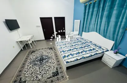 فيلا - 1 حمام للايجار في شارع النجمة - طريق المطار القديم - الدوحة