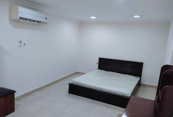 57831900 - Property Image 3