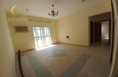 Apartment - 2 Bedrooms - 2 Bathrooms for rent in Al Mansoura - Al Mansoura - Doha