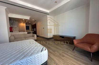Apartment - Studio - 1 Bathroom for rent in Viva Central - Viva Bahriyah - The Pearl Island - Doha