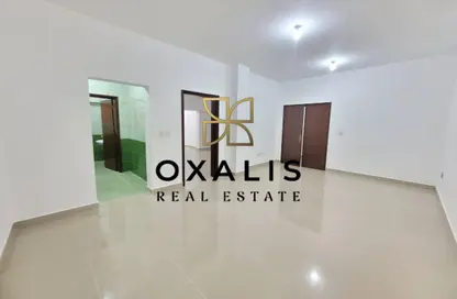 Apartment - 2 Bedrooms - 2 Bathrooms for rent in Anas Street - Fereej Bin Mahmoud North - Fereej Bin Mahmoud - Doha