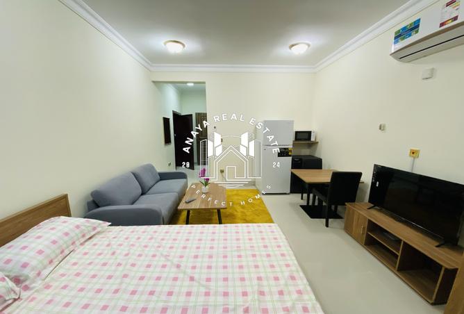 52001001 - Property Image 2