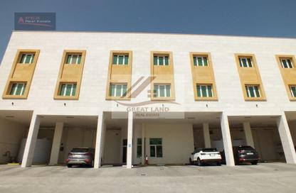 Apartment - 2 Bedrooms - 2 Bathrooms for rent in Al Aziziyah - Al Aziziyah - Doha
