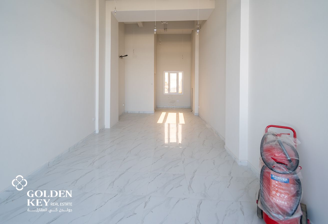 Prime Retail Shop with High Visibility | Markhiya