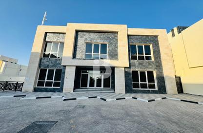 Compound - 7 Bedrooms - 7+ Bathrooms for rent in Al Kheesa - Al Kheesa - Umm Salal Mohammed