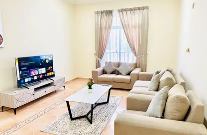 Apartment - 2 Bedrooms - 2 Bathrooms for rent in Bin Omran - Fereej Bin Omran - Doha Apartment - 2 Bedrooms - 2 Bathrooms for rent in Bin Omran - Fereej Bin Omran - Doha