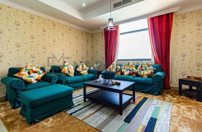 Apartment - 2 Bedrooms - 3 Bathrooms for rent in East Porto Drive - Porto Arabia - The Pearl Island - Doha