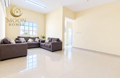 Apartment - 2 - 1 for rent in Umm Ghwailina Comm - Umm Ghuwalina - Umm Ghuwailina - Doha