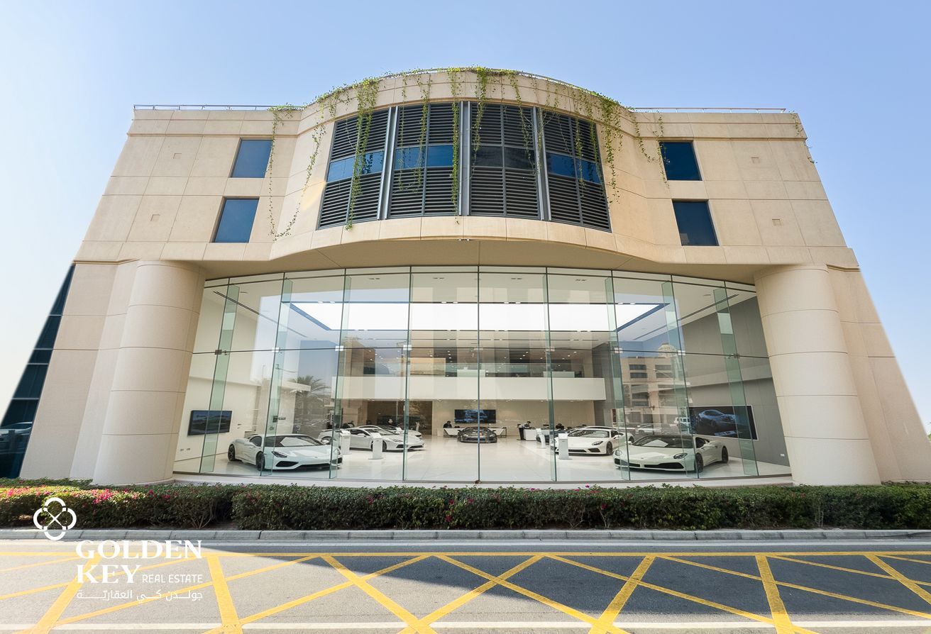 Main Street | Luxurious Showroom | The Pearl