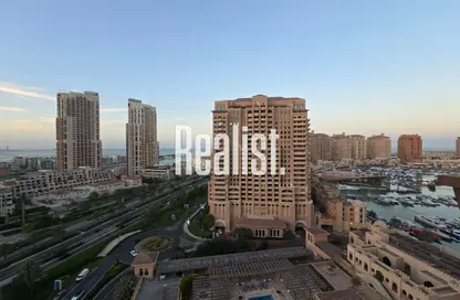 شقة - غرفة نوم - 2 حمامات للبيع في طريق بورتو الشرقي - بورتو أرابيا - جزيرة اللؤلؤة - الدوحة