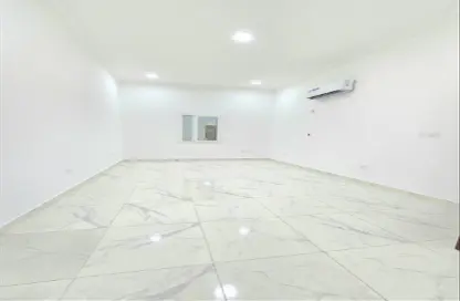 شقة - 2 غرف نوم - 1 حمام للايجار في العزيزية - العزيزية - الدوحة