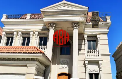 فيلا - 6 غرف نوم - 8 حمامات للبيع في بوابة المارينا - بورتو أرابيا - جزيرة اللؤلؤة - الدوحة