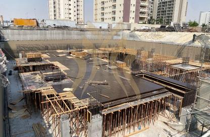 Apartment - 1 - 2 for sale in R-19 Building - Al Erkyah City - Lusail