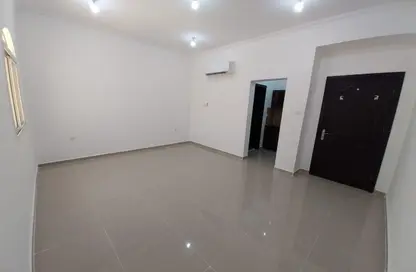 Apartment - Studio - 1 Bathroom for rent in Al Hilal - Al Hilal - Doha