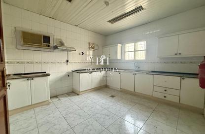 Villa - 3 Bedrooms - 3 Bathrooms for rent in Salata Villas - Salata - Doha