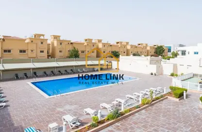 مجمع سكني - 3 غرف نوم - 4 حمامات للايجار في فلل عين خالد - عين خالد - الدوحة