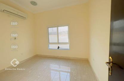 مجمع سكني - 5 غرف نوم - 3 حمامات للايجار في شارع العزيزة - العزيزية - الدوحة