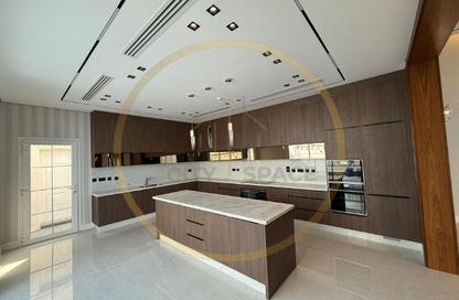 Villa - 7+ - 7+ for sale in Rawdat Al Hamama - Al Daayen