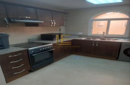 Apartment - 2 Bedrooms - 2 Bathrooms for rent in Al Sadd - Al Sadd - Doha