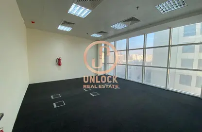 مساحات مكتبية - استوديو - 2 حمامات للايجار في بناية الهاشمي - شارع المنتزه - المنتزه - الدوحة