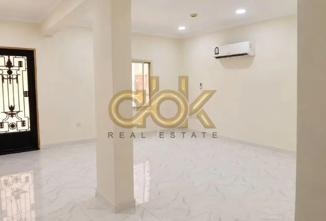 61170212 - Property Image 2