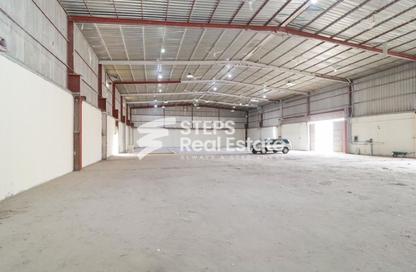 Warehouse - Studio for rent in Industrial Area 4 - Industrial Area - Industrial Area - Doha