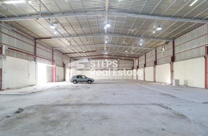 Warehouse - Studio for rent in Industrial Area 4 - Industrial Area - Industrial Area - Doha