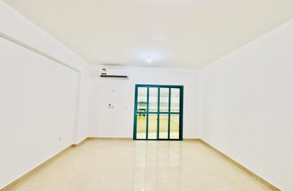 Apartment - 3 Bedrooms - 2 Bathrooms for rent in Old Airport Road - Old Airport Road - Doha