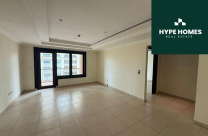 Apartment - 1 Bedroom - 2 Bathrooms for rent in Two Porto Arabia - Porto Arabia - The Pearl Island - Doha