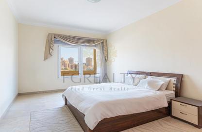 Apartment - 3 Bedrooms - 4 Bathrooms for sale in West Porto Drive - Porto Arabia - The Pearl Island - Doha