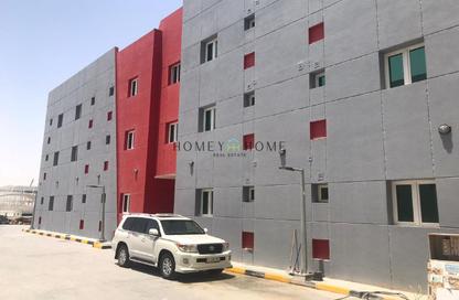 Whole Building - Studio - 7+ Bathrooms for rent in Jerry Al Samur - Birkat Al Awamer - Al Wakra
