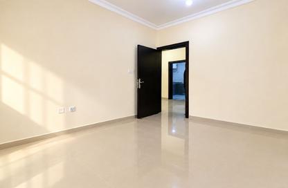 Apartment - 2 - 2 for rent in Bin Omran 35 - Fereej Bin Omran - Doha