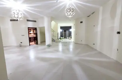 Villa - 4 Bedrooms - 4 Bathrooms for rent in Nour Al Waab - Al Waab - Doha