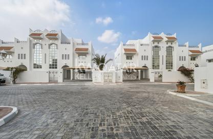 Villa - 4 Bedrooms - 5 Bathrooms for rent in Ain Khaled - Doha Villa - 4 Bedrooms - 5 Bathrooms for rent in Ain Khaled - Doha