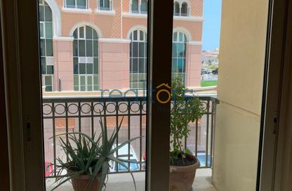 Apartment - 2 Bedrooms - 2 Bathrooms for rent in Viva West - Viva Bahriyah - The Pearl Island - Doha