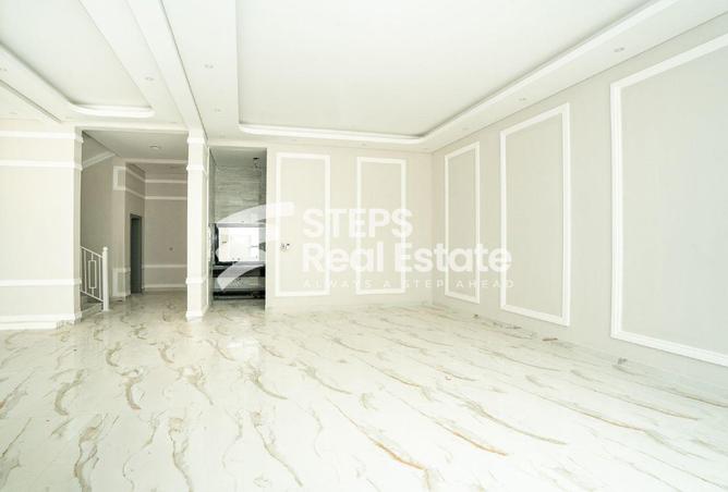 54151396 - Property Image 3