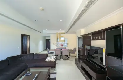 Apartment - 1 Bedroom - 2 Bathrooms for rent in East Porto Drive - Porto Arabia - The Pearl Island - Doha