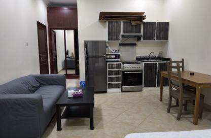 Apartment - Studio - 1 Bathroom for rent in Izghawa - Izghawa - Doha